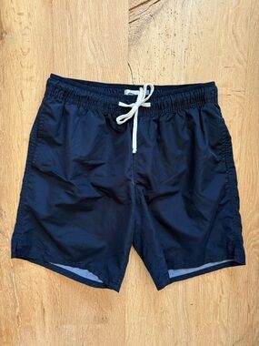 NWOT Old Navy men’s Navy Swim Trunks with Drawstring